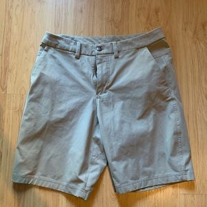 Lululemon Men’s Short 11”